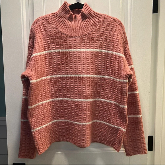 Ann Taylor Wool Blend Pink White Stripe Ribbed Turtleneck Sweater. Size Large. - Picture 2 of 11